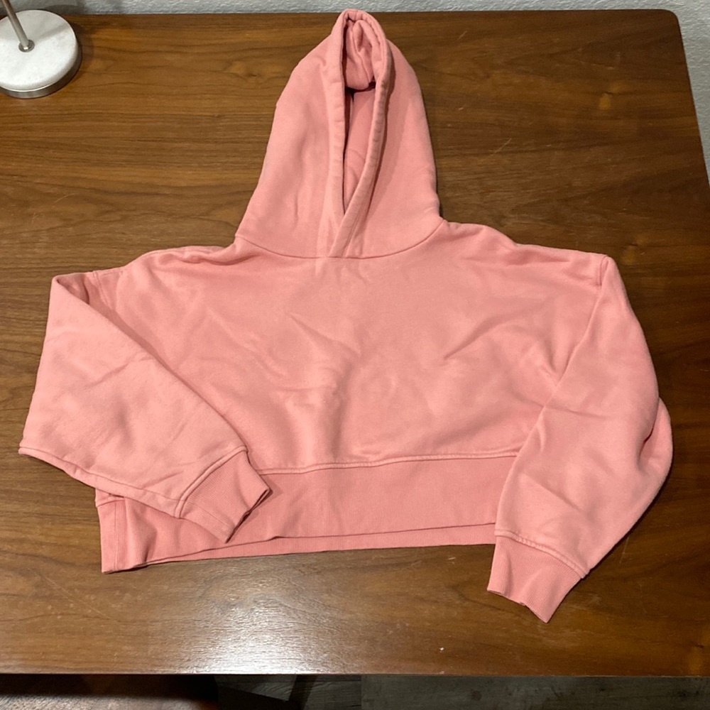 pink cropped hoodie